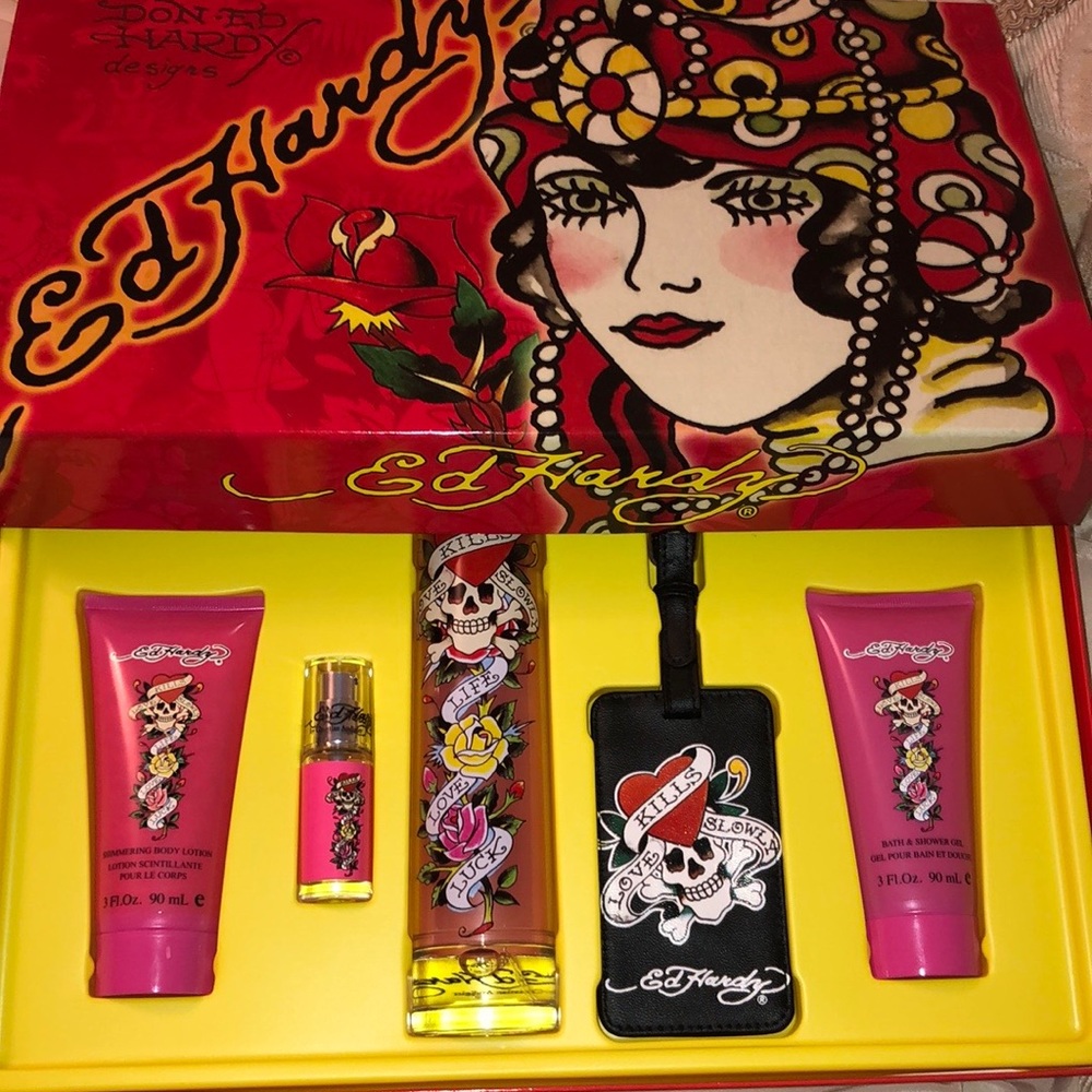 ED HARDY SPRAY GIFT SET